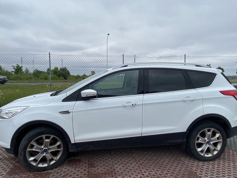 Ford Kuga titanium napęd 4x4 Nawigacja 155tys km