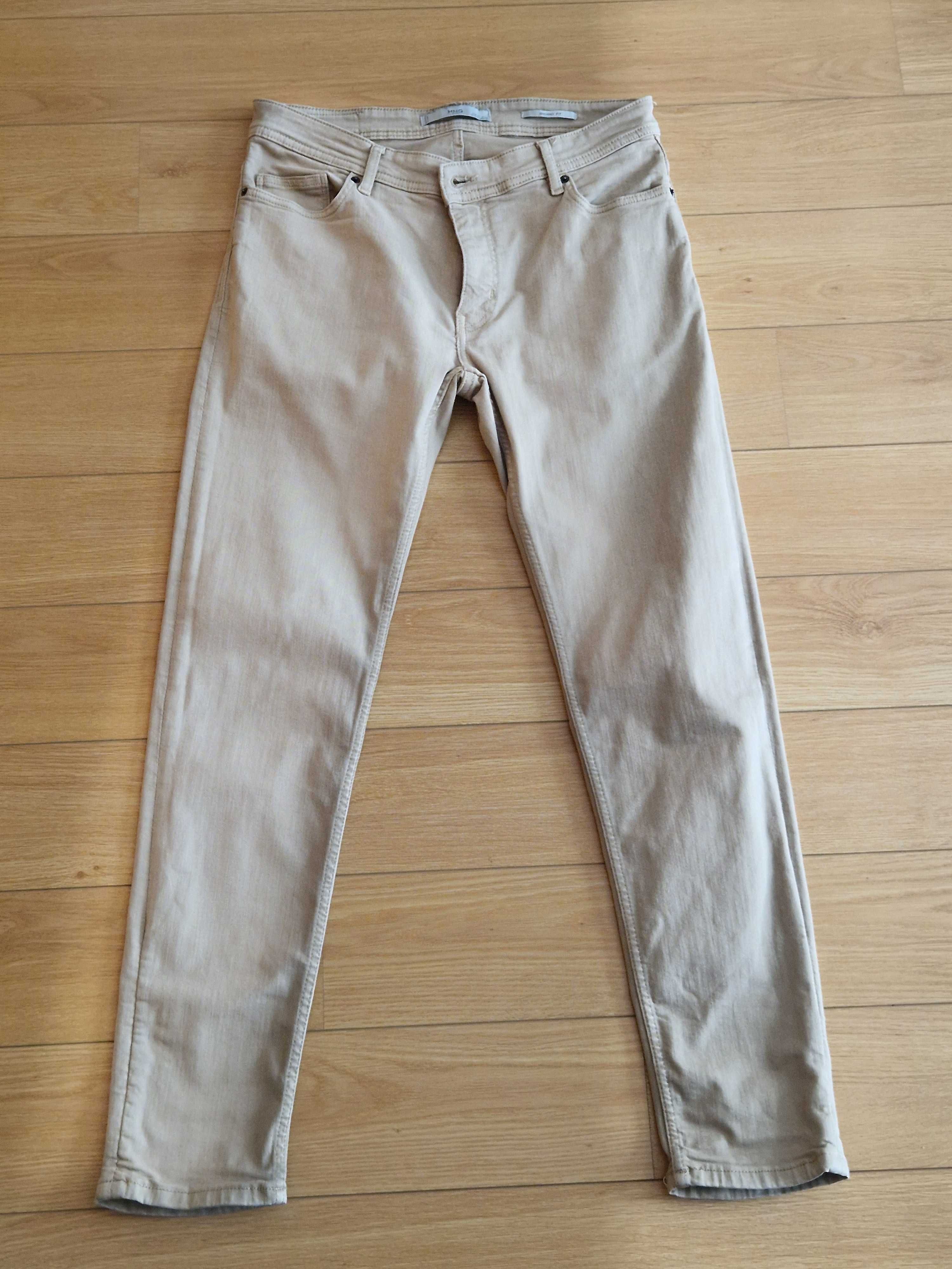 Calças Mango Bege + Verde Skinny Fit (Tamanho EUR42 + EUR44)