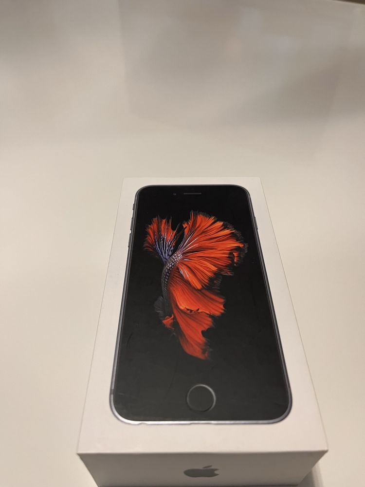 Iphone 6S a funcionar. Bateria nova. Precisa visor.