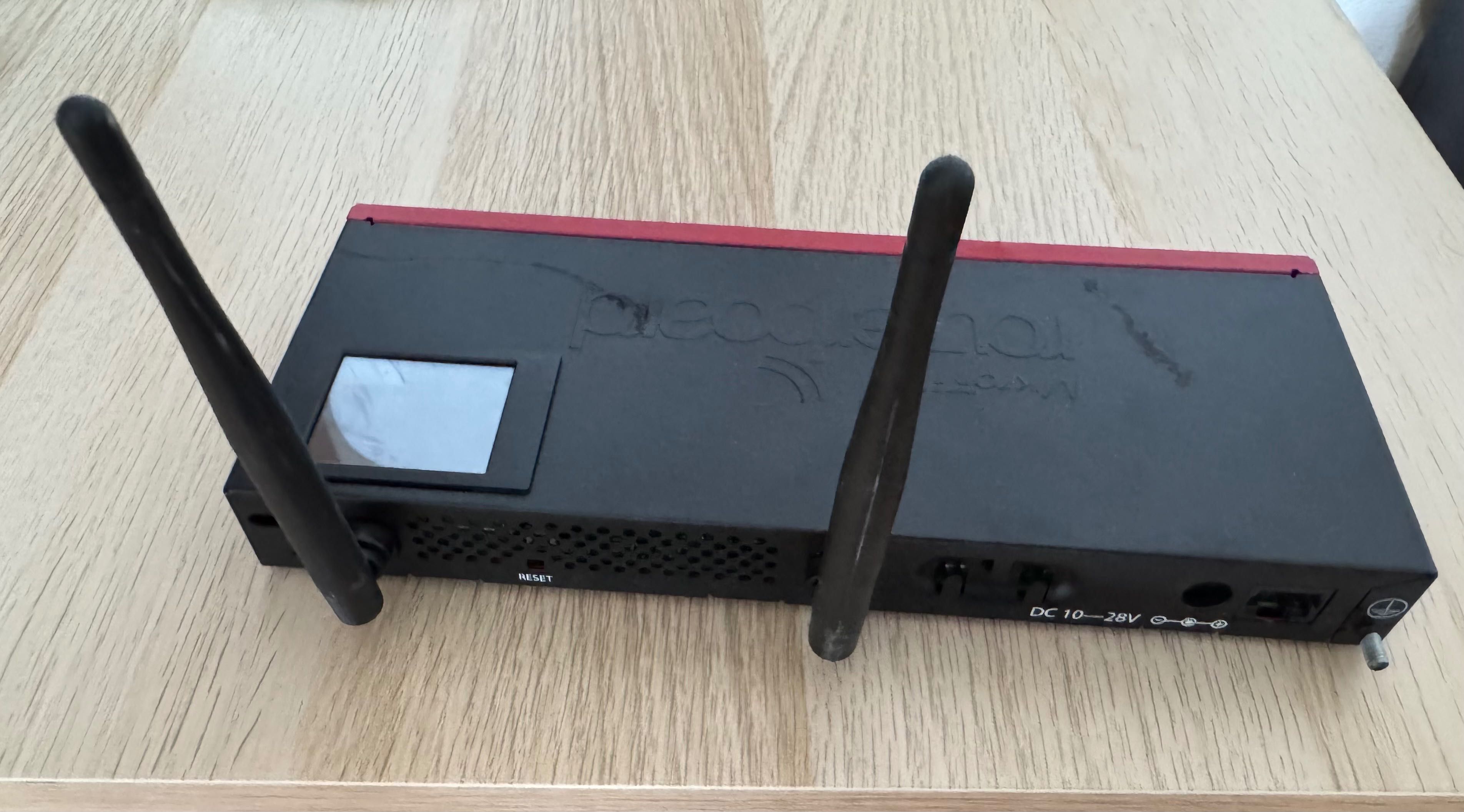 роутер mikrotik RB2011UiAS-2HnD-IN (без блока живлення)