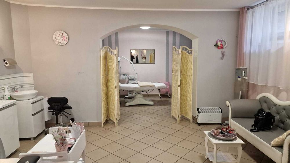 Wynajmę lokal handlowo-usługowy – centrum Choszczna, ul. Jagiełły 5