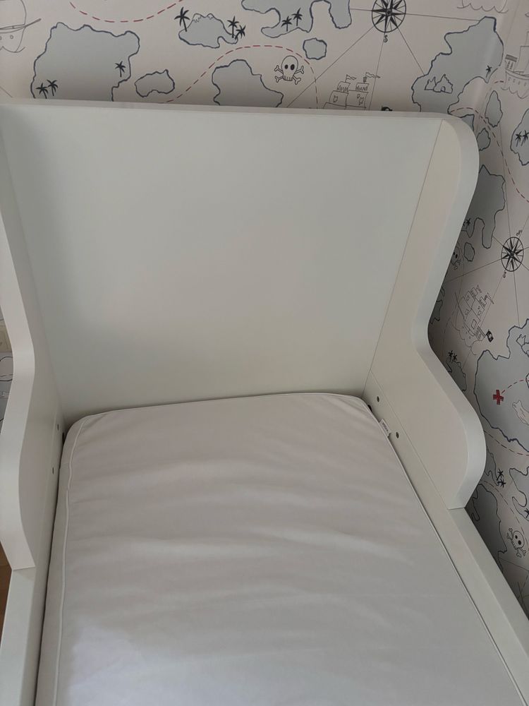 Łóżko łóżeczko Ikea Busunge rozsuwane 80x200 plus materac ikea