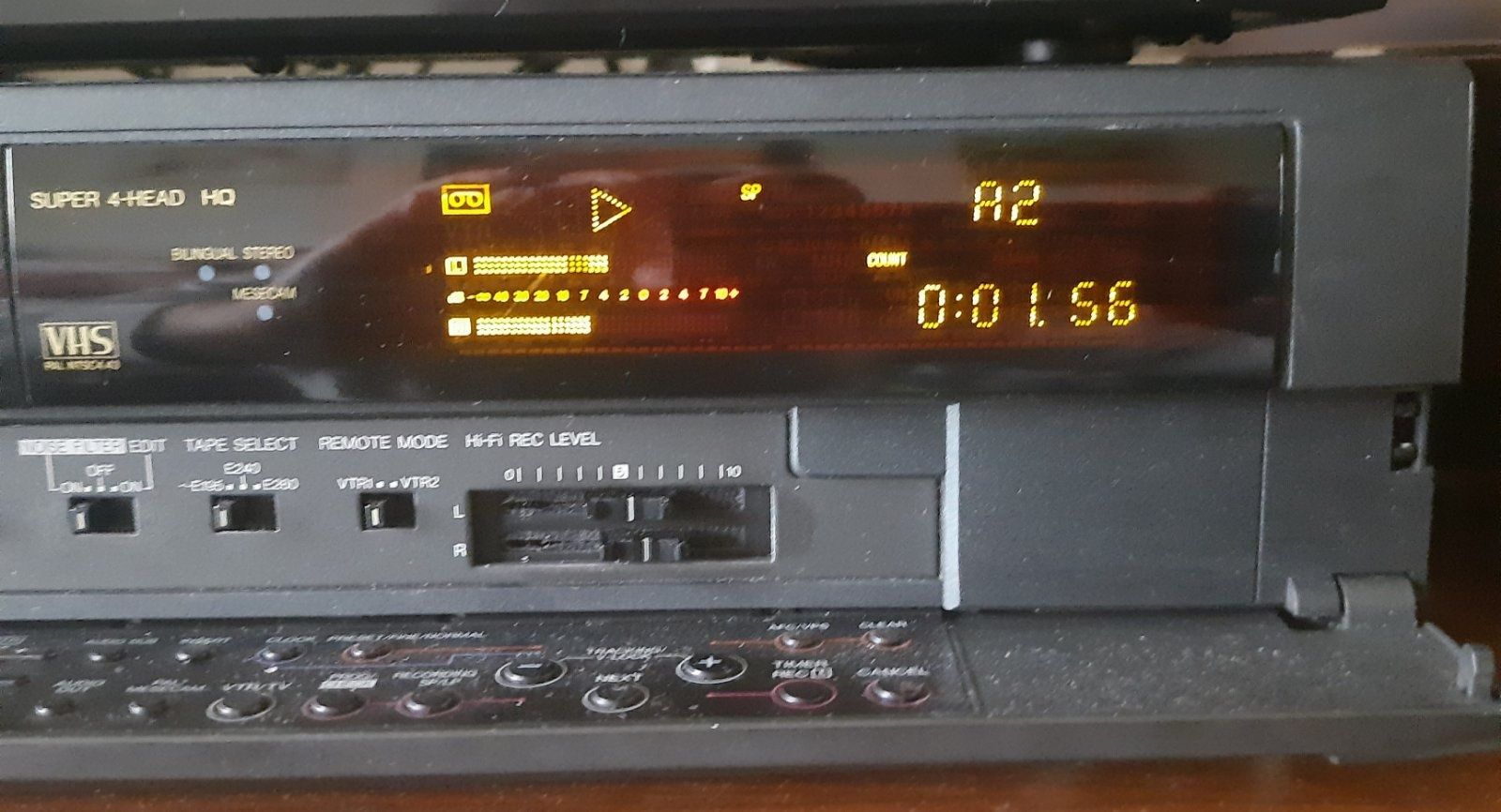 HI-FI stereo відеомагнітофон Panasonic nv f 55