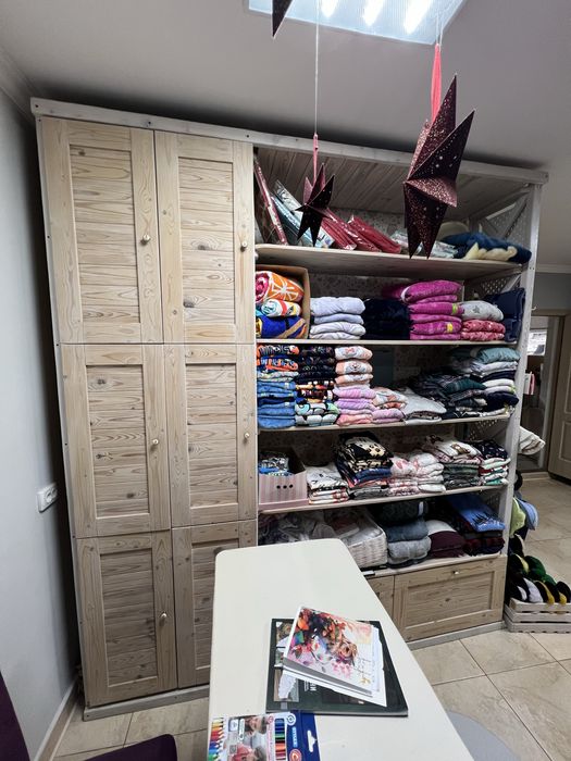 Шафа з натурального дерева