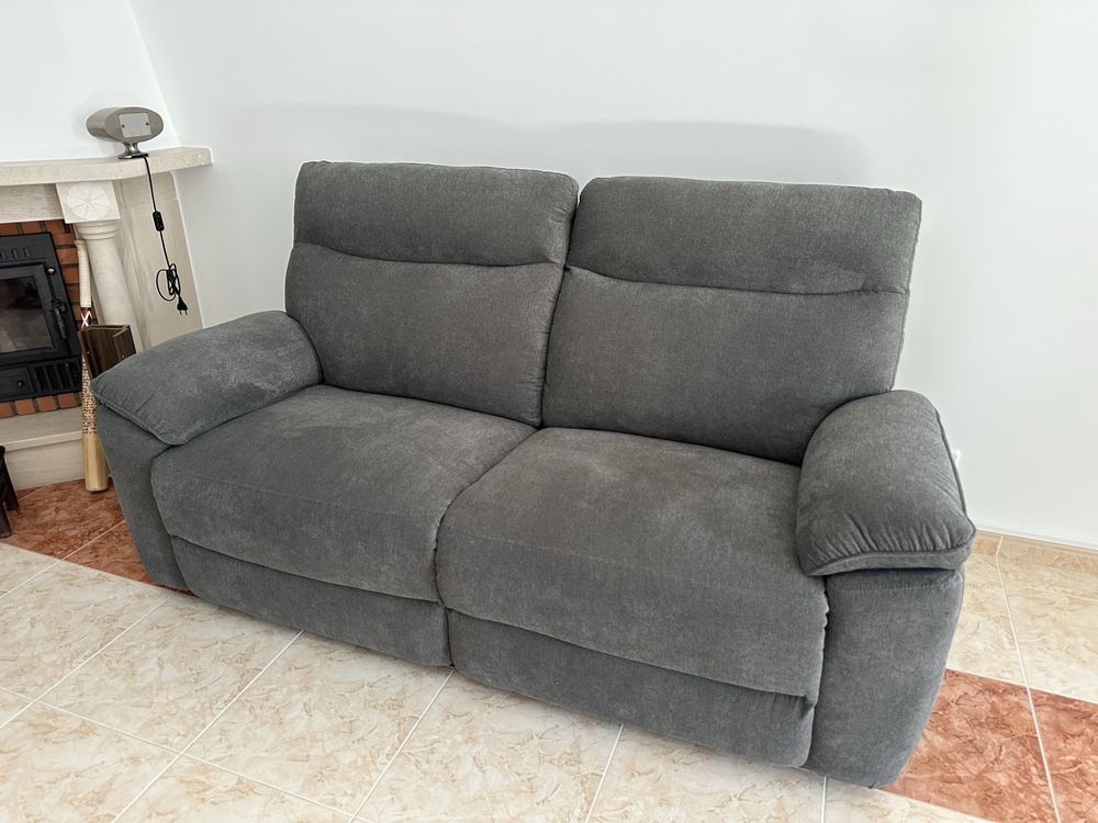 Sofá elétrico conforama