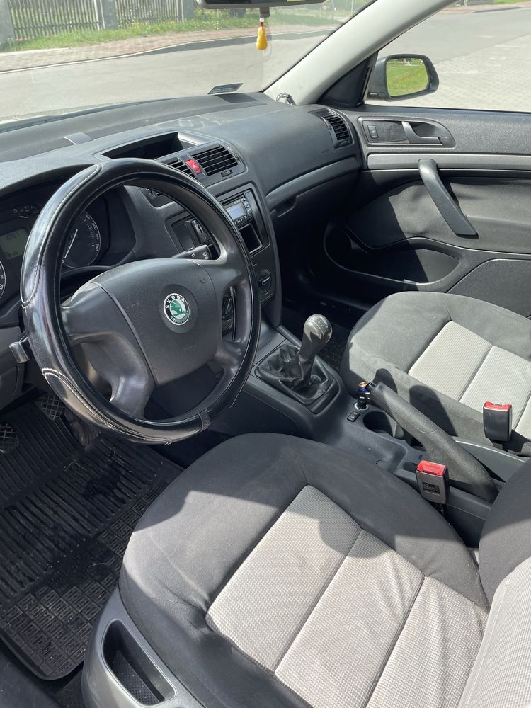 Skoda Oktavia 1.6 MPI