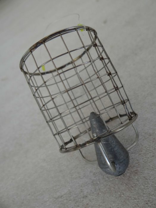 Koszyki do feedera 3szt 2 szklanki do nęcenia, 1 do dalekich rzutów