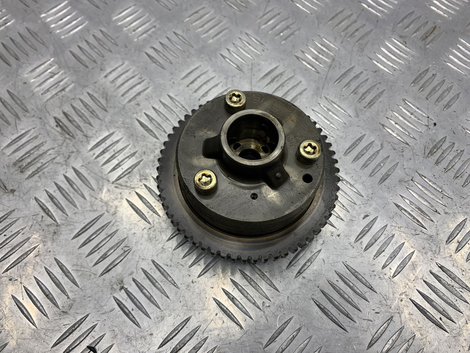 Звездочка распредвала 4536849 для Land Rover Range Rover III L322 2002