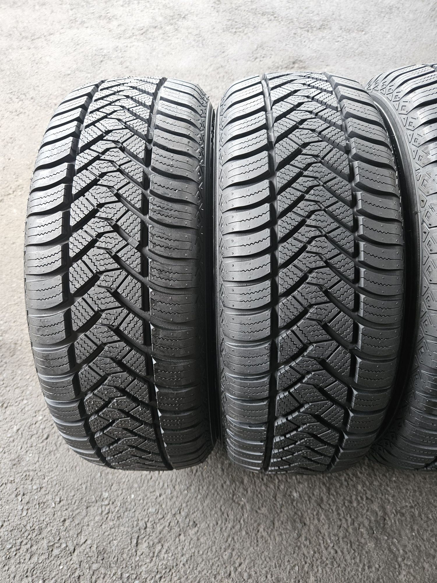 Nowy Kpl Opon Wielosezon Maxxis All Season AP2 185.60.14 82H Rok 2023