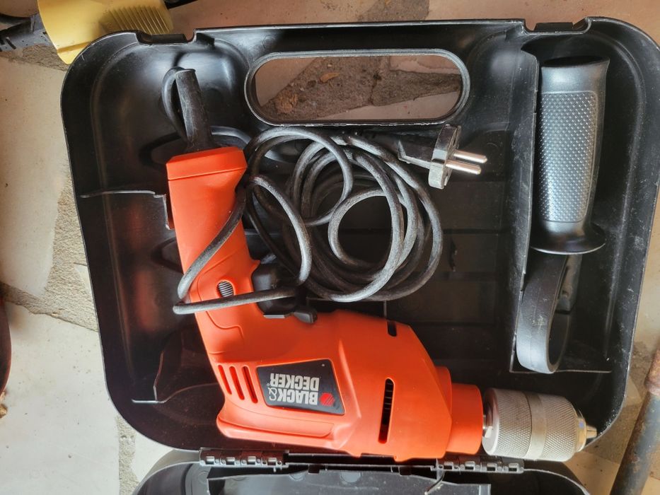Berbequim Black Decker muito bom estado