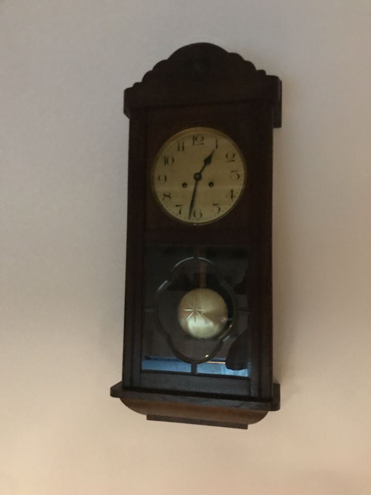 Stary zegar dla kolekcjonera