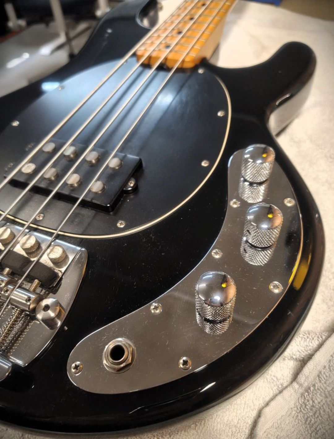 Gitara basowa Musicman Stingray bass 1994 Music Man