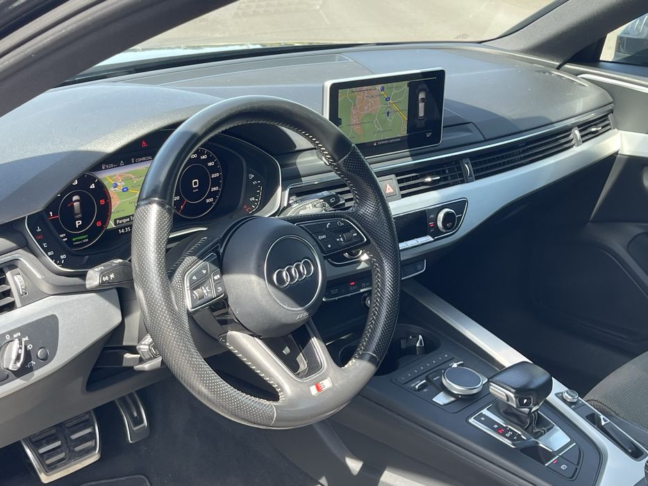 Audi A4 S-Line S-tronic teto panoramico