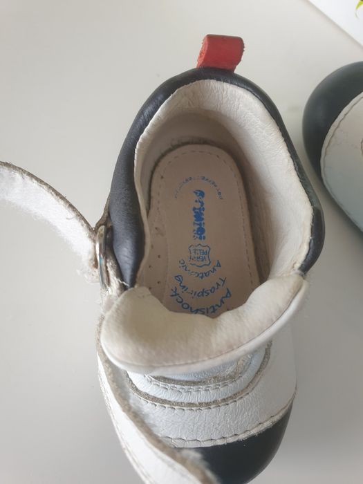 Primigi pierwsze buty do chodzenia miękkie wygodne skórzane rozm 19