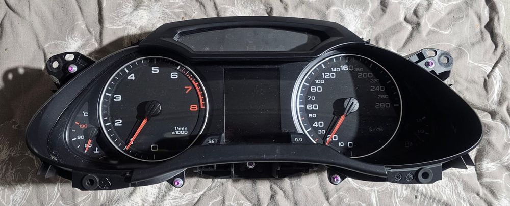 Licznik obrotomierz zegary Full FIS Audi A4 B8 A5 Eu