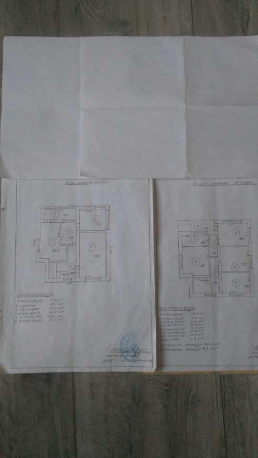 Продається Двоповерховий Будинок у смт. Сатанів, Хмельницька область