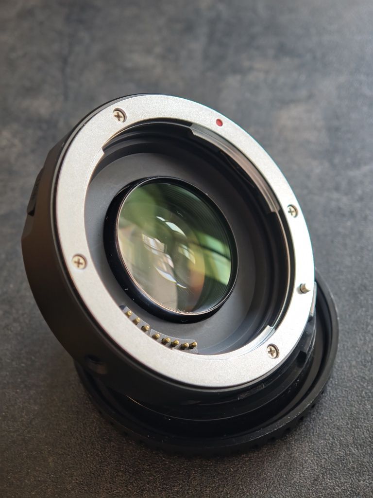 Viltrox EF-M2II Speed Booster Cannon EF do Micro 4/3