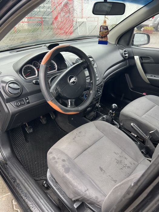 Chavrolet aveo t250 2008 года в хорошем состоянии не гнилая не ржавая