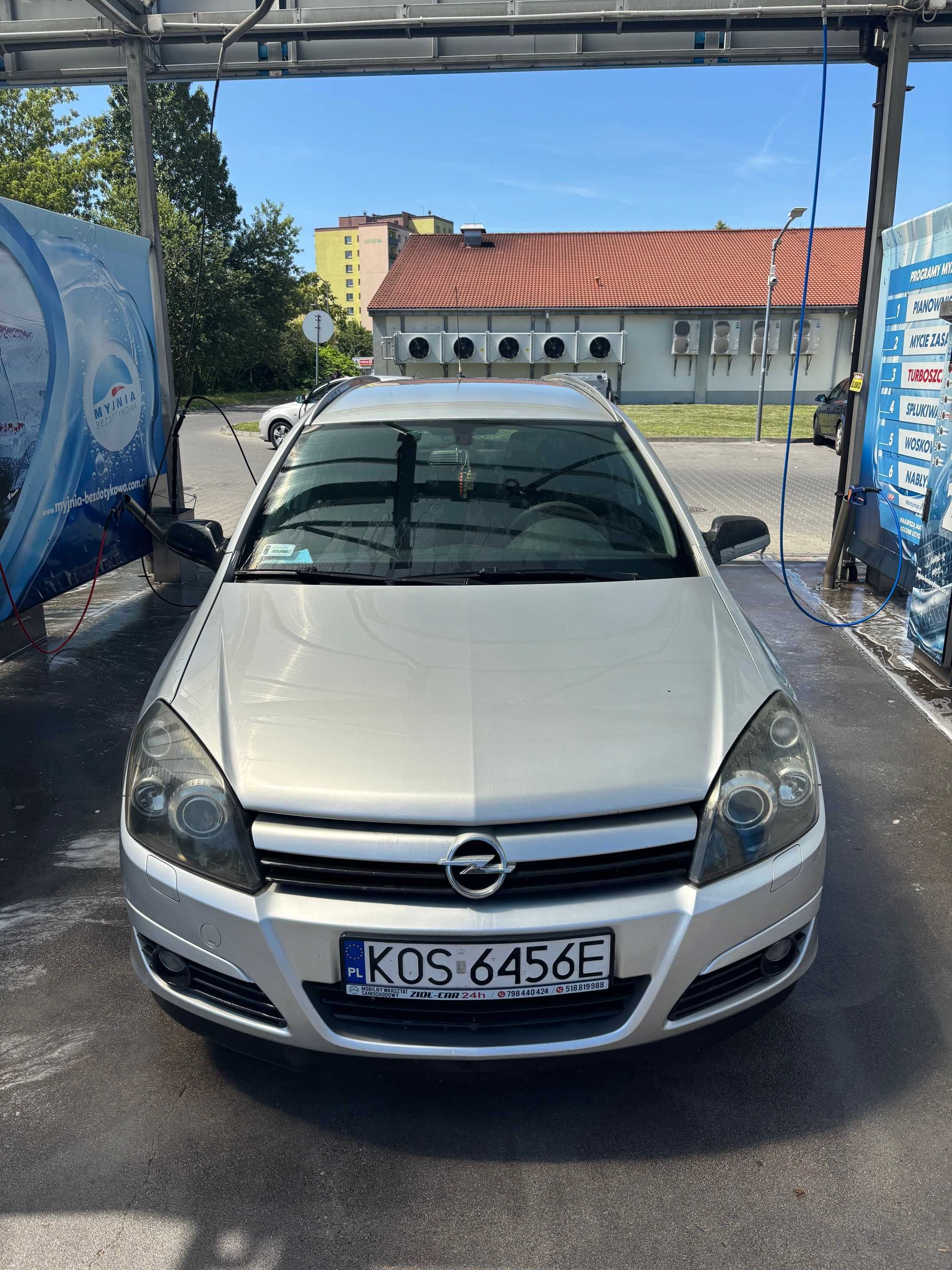 Opel Astra Combi 119KM