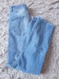jeansy Zara xs postrzępione