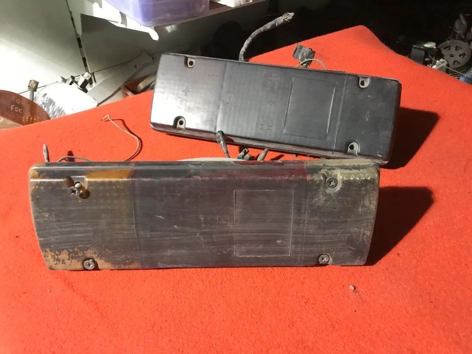 FAROLINS TRASEIROS UNIVERSAIS