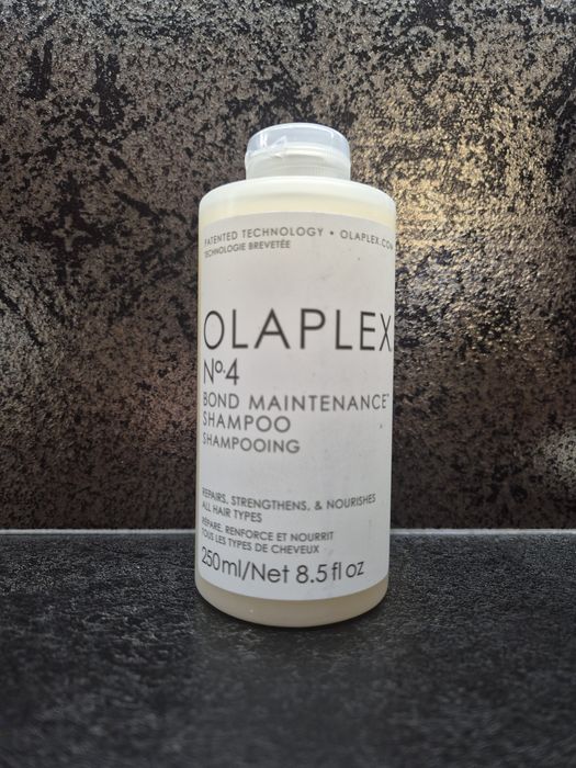 Olaplex No.4 Bond Maintenance Shampo 4szt , 200 złoty za komplet.