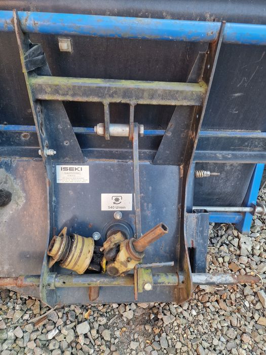 Tylny kosz do koszenia do traktorka iseki 2120