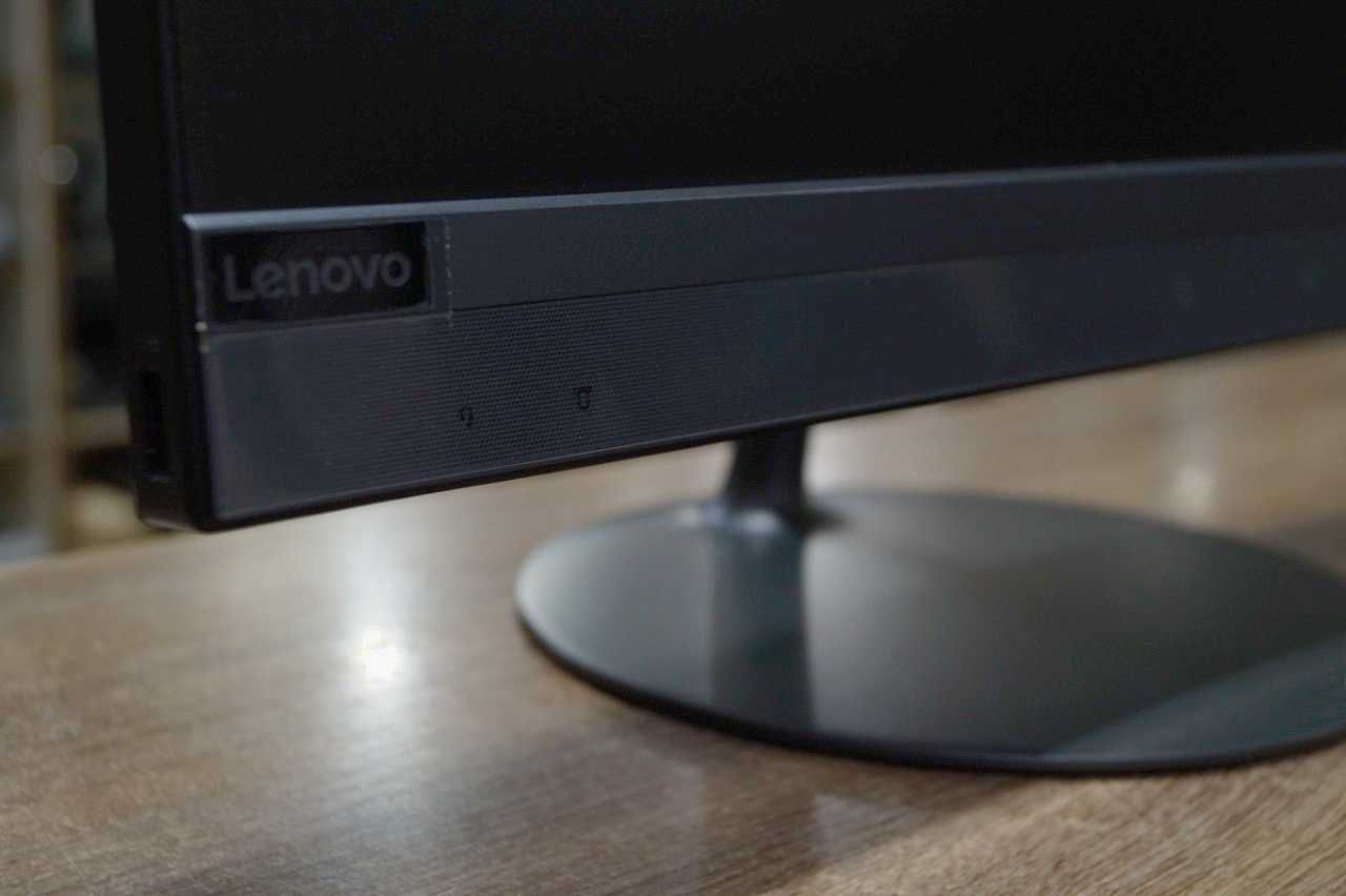 Моноблок Lenovo IdeaCentre 520 (IPS/Pentium 4415U/RAM 8/HDD 1ТБ)TVOYO