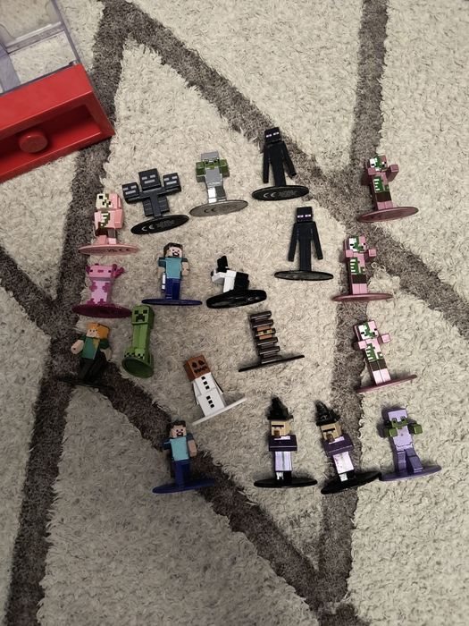 Figurki minecraft metalowe
