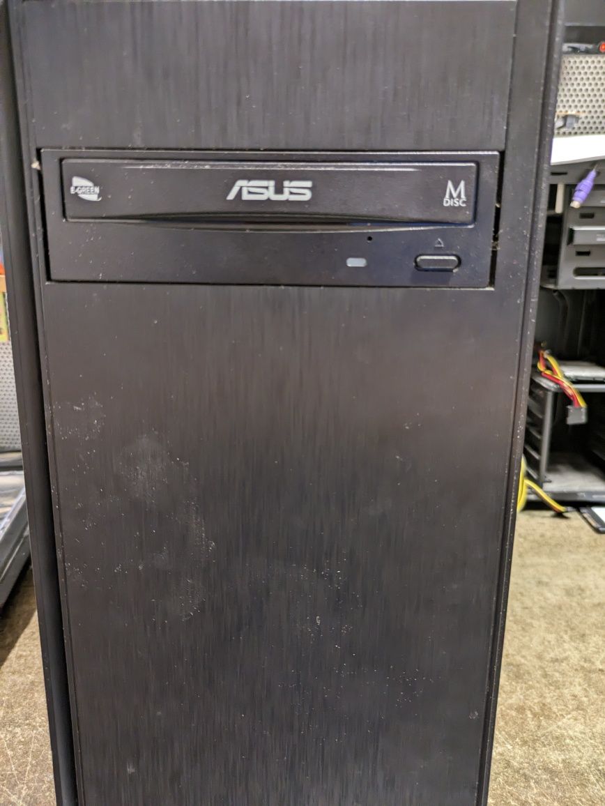 Komputer PC - i3-8100 8GB RAM SSD 240GB 1TB HDD GTX 1050 2GB