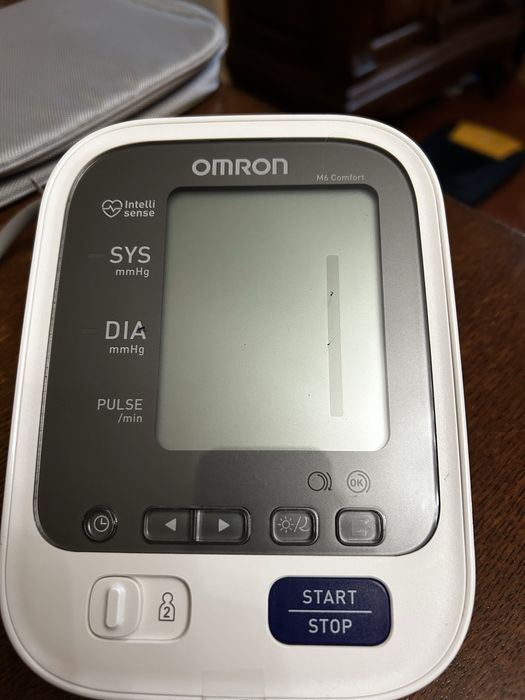 Cisnieniomierz Omron M6 Comfort