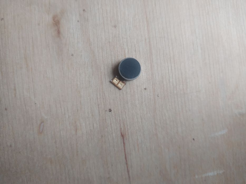 Silniczek wibracji, silniczek wibracyjny, Samsung a51