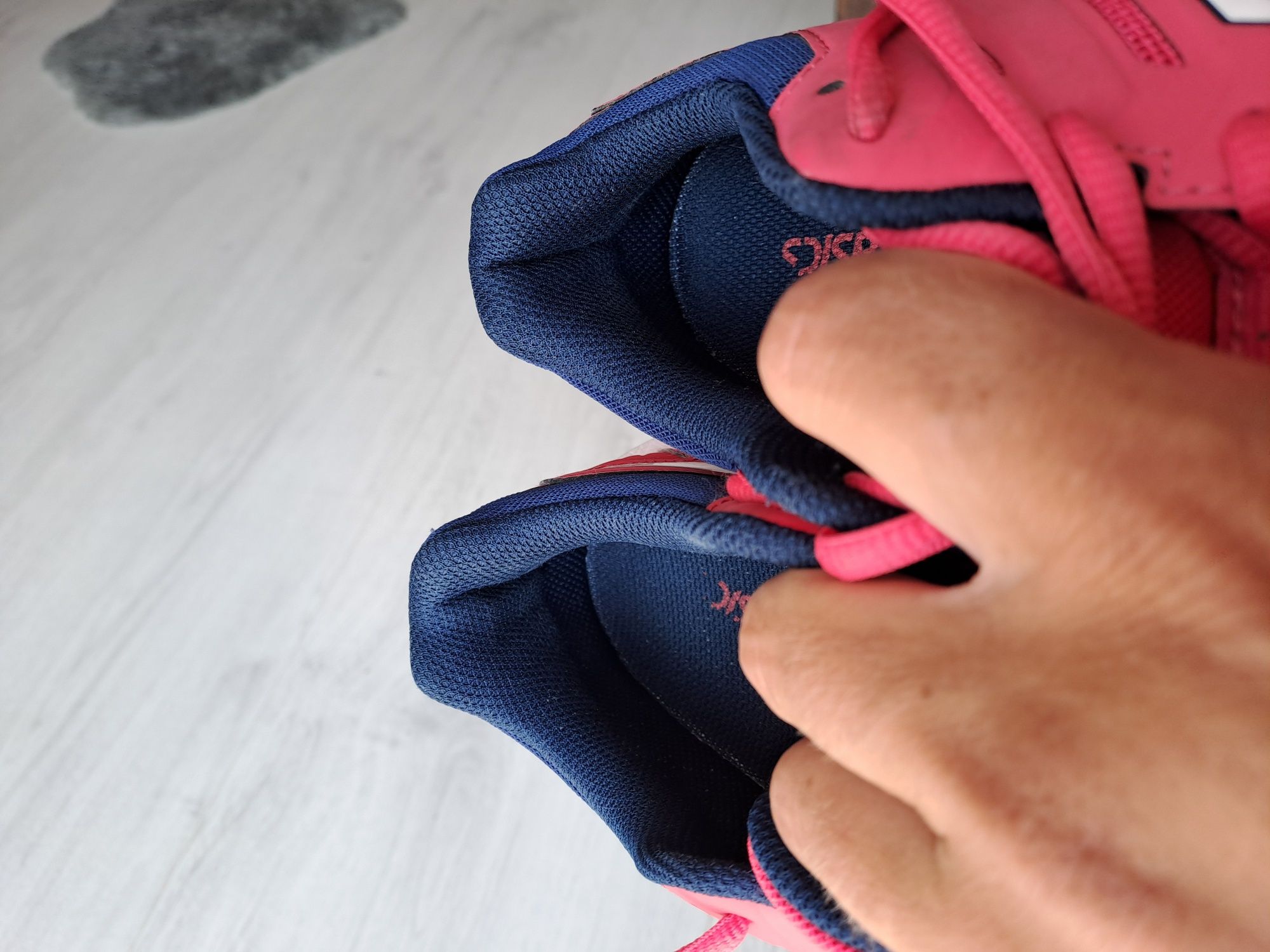 Asics gel-beyond damskie 38