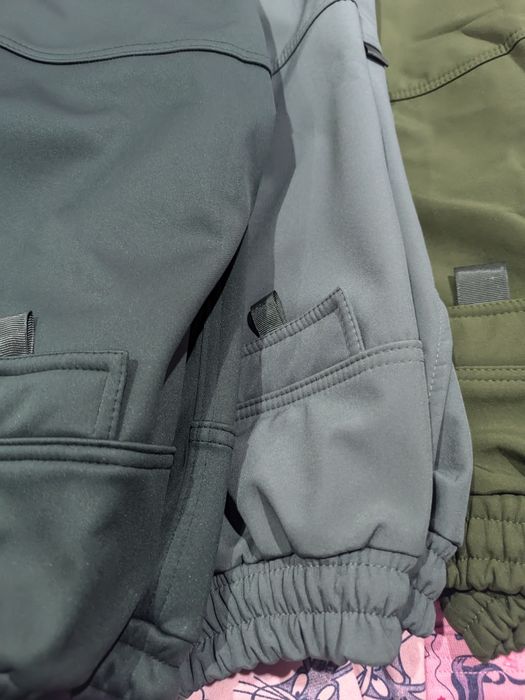 Круті теплі водовідштовхувальні джогери на флісі softshell