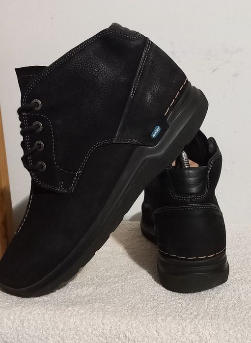 Продам чоловічі оригінальні черевики