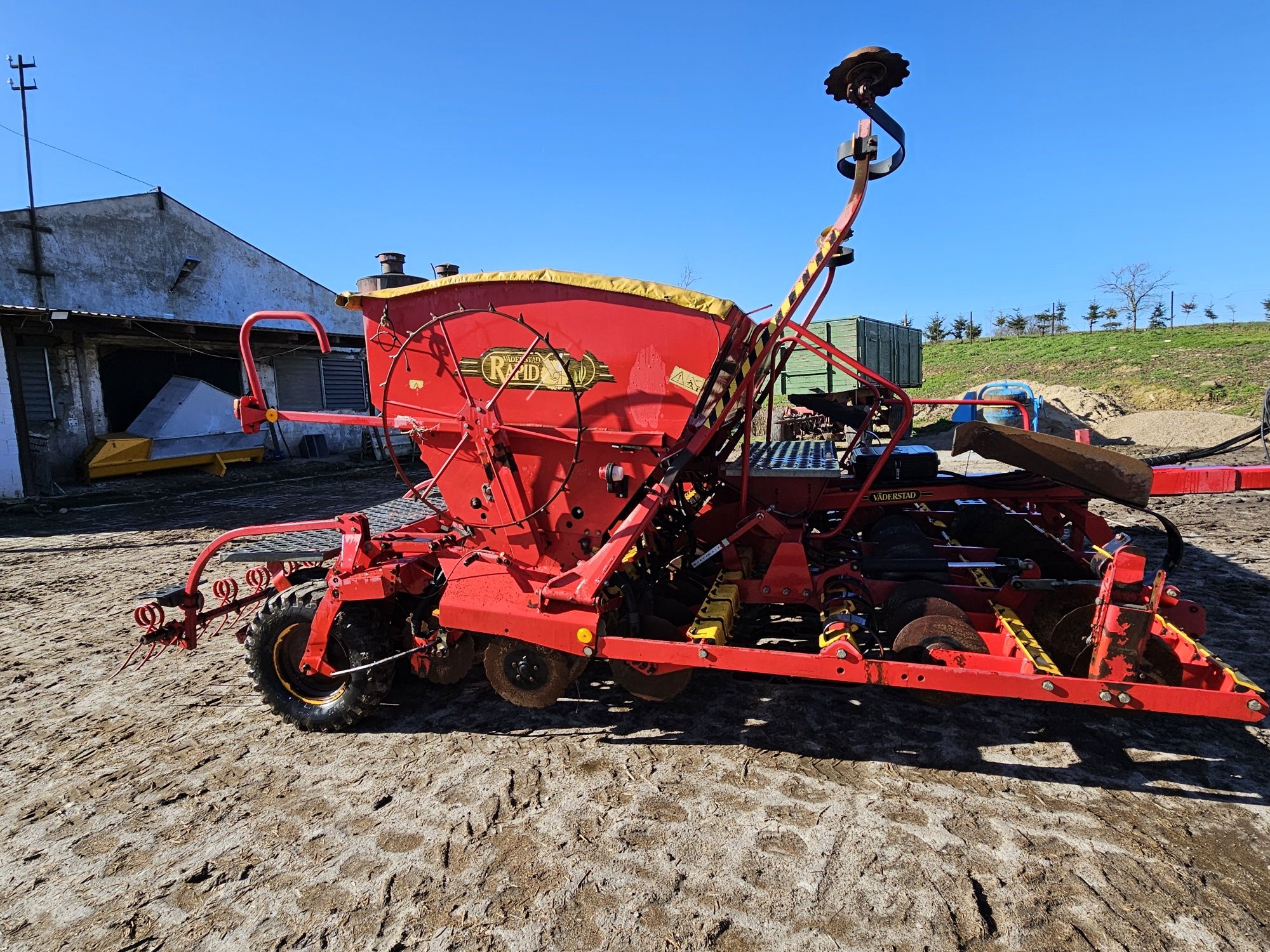 Vaderstad Rapid 400C Supr XL Podsiew nawozu