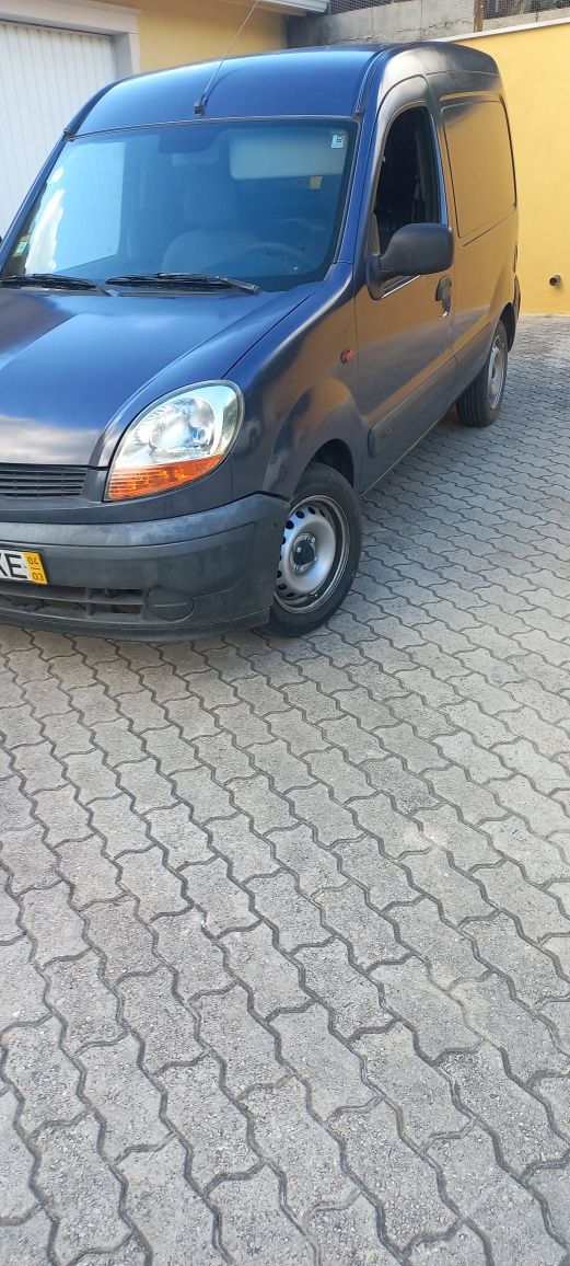 Renault kangoo   2 004