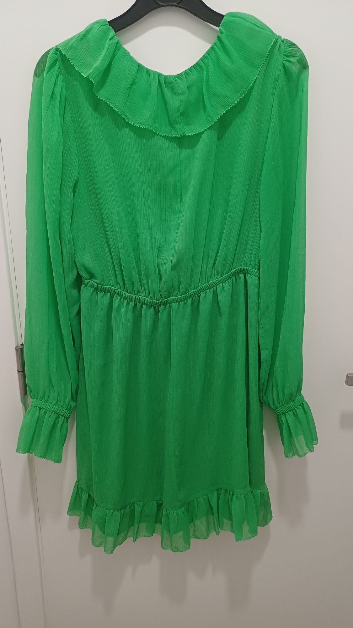 Vestido verde da mango (novo)-M
