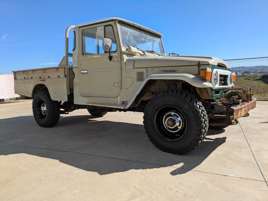 Jante Toyota Land cruiser BJ40 com molas