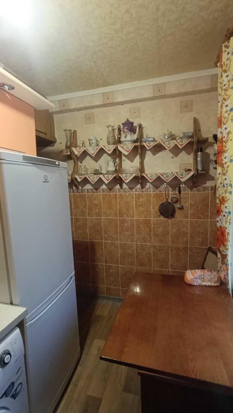 Продам 2-х комнатную на Матросова с АГО, Gala Є-відновлення