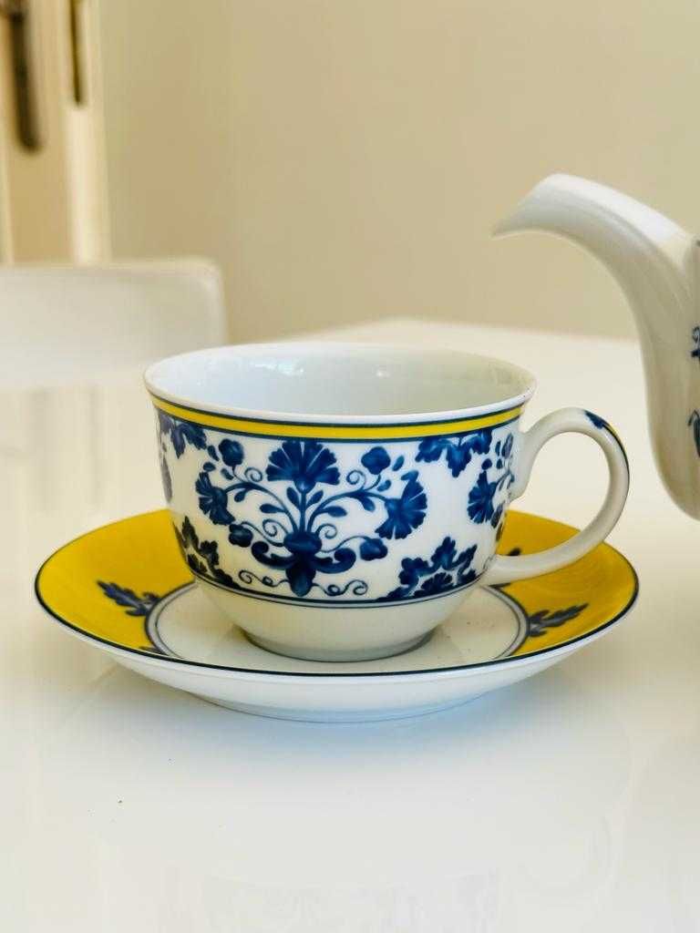 Serviço de chá Vista Alegre, coleção Castelo Branco