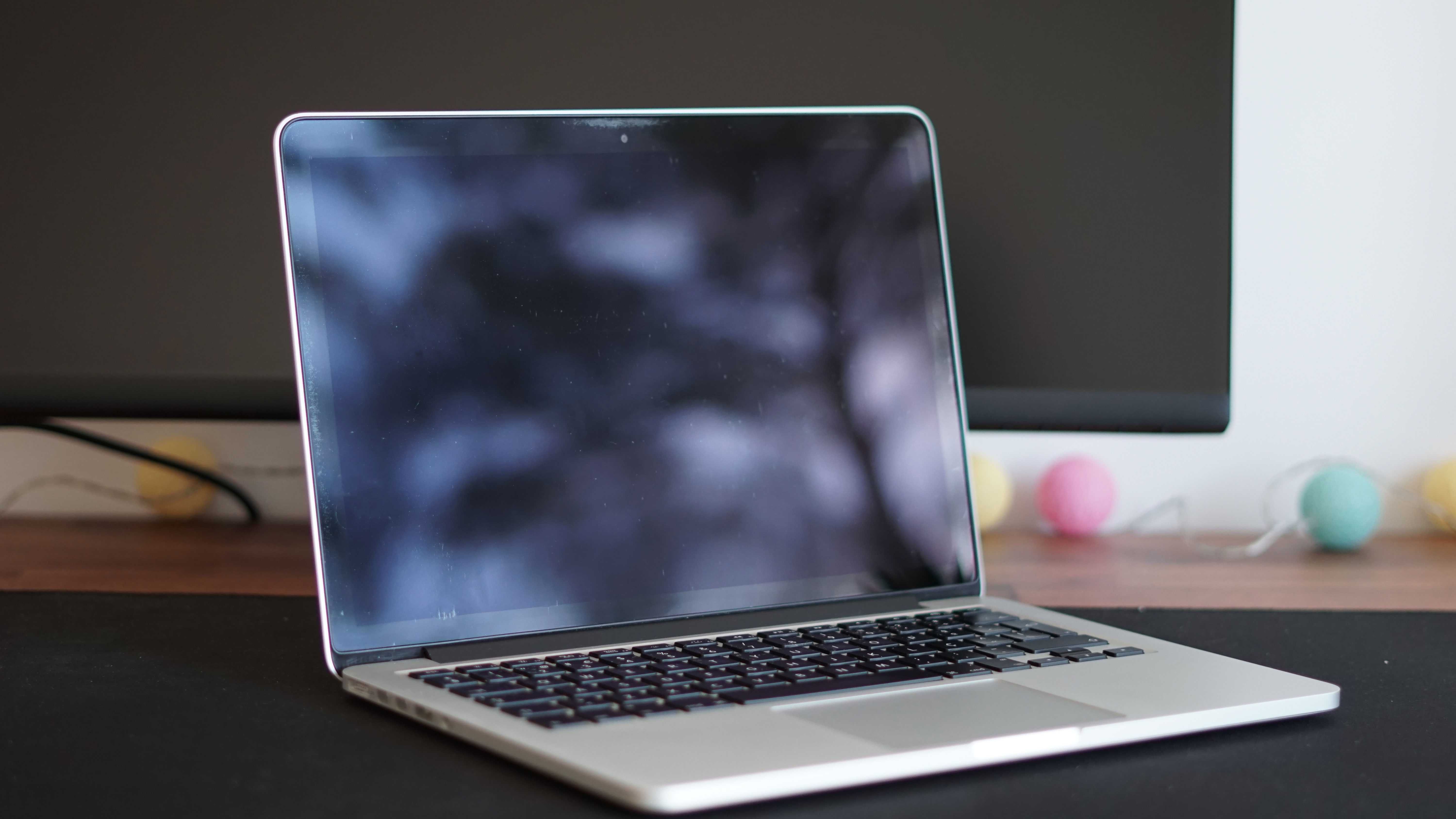 Macbook pro 13'' APENAS 1ANO DE USO - [comprado em 2017]