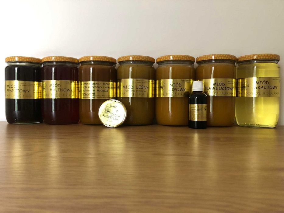 Miody, produkty z pasieki, syropy do herbaty, konfitura z żurawiny