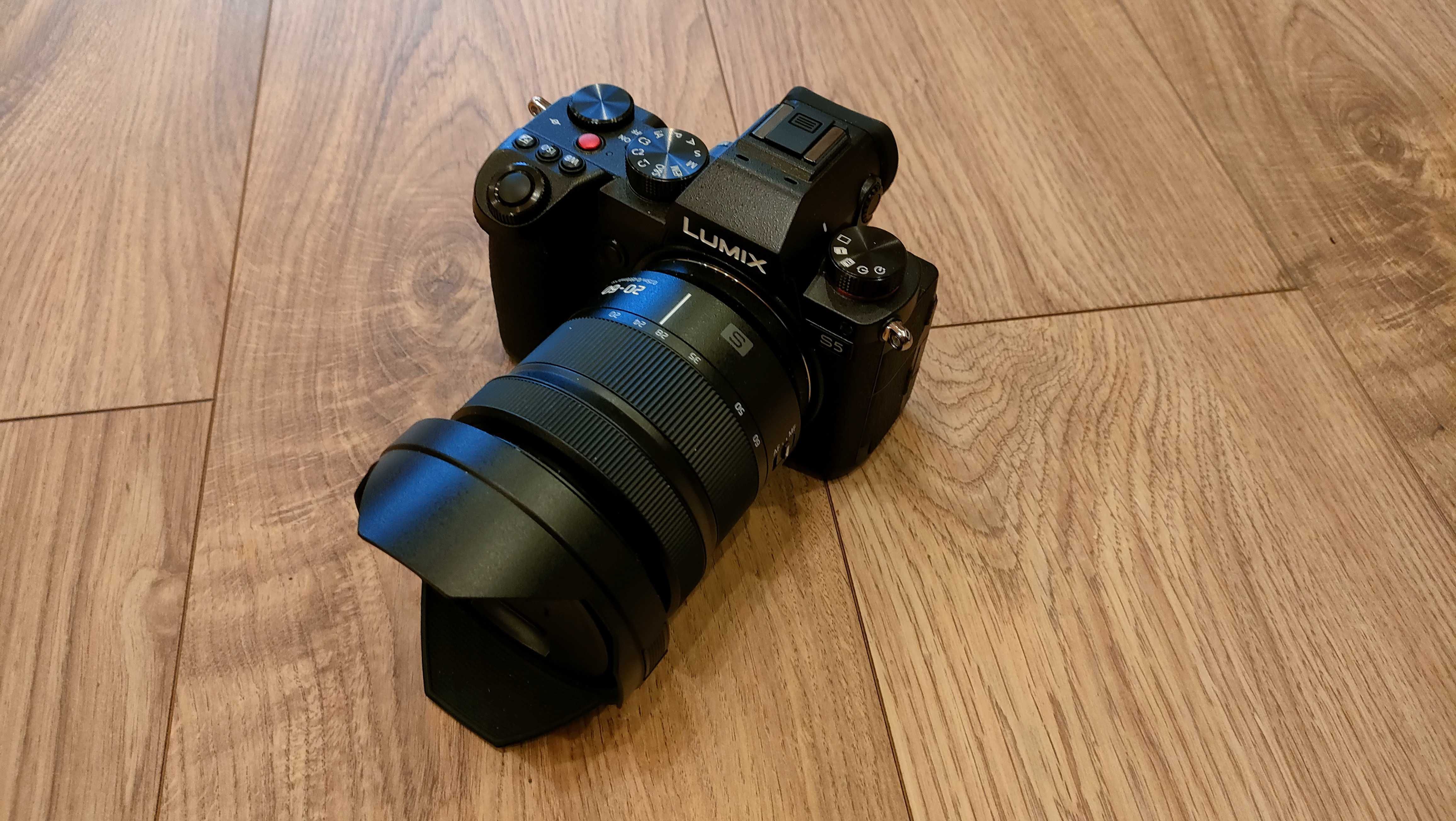 Panasonic Lumix DC-S5 + Obiektyw 20-60