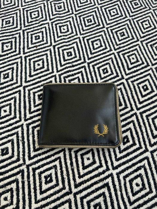 кошилок Fred Perry