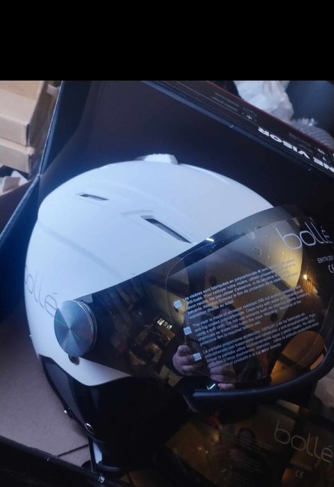 Kask Bolle L biały 56-58