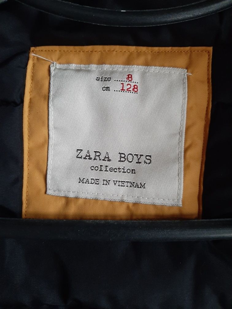 Куртка демі Zara 8років