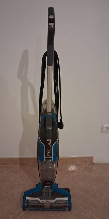 Aspirador vertical