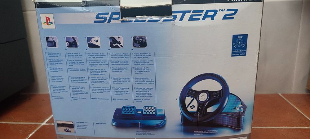 Volante PS1/PS2 com mudanças e pedais
