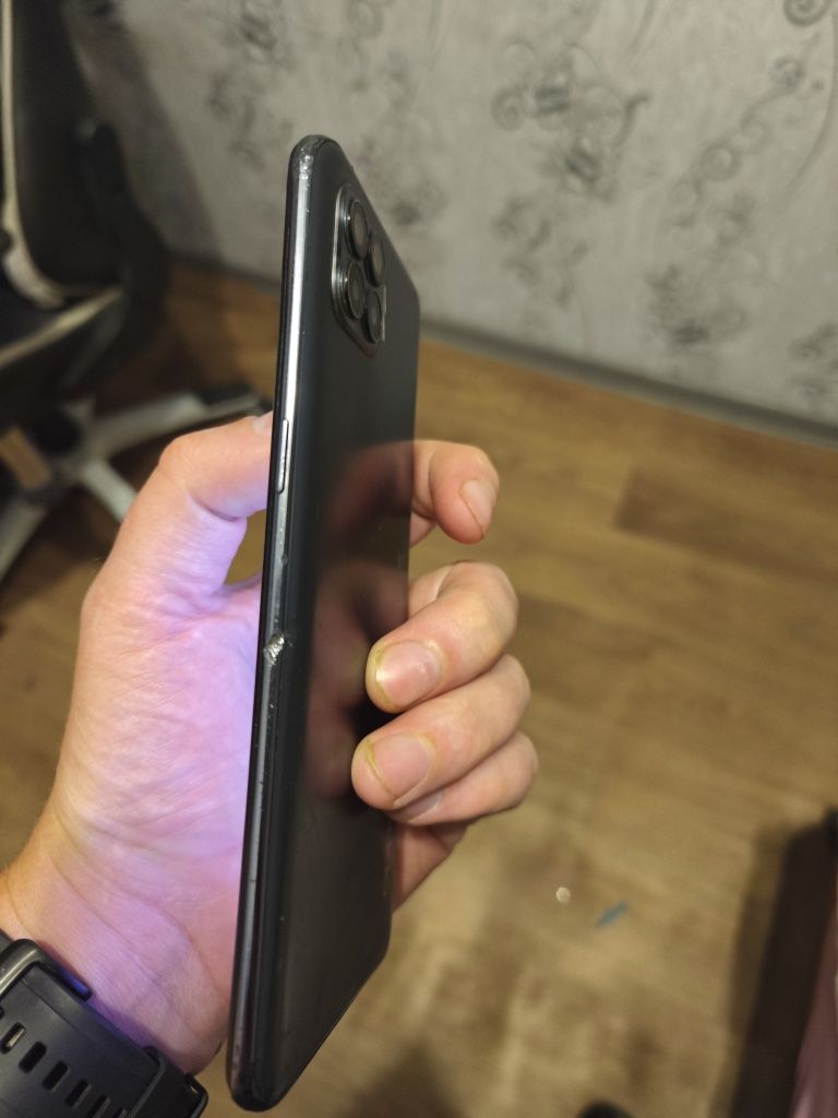 Продам Oppo Reno 4Lite 8/128
